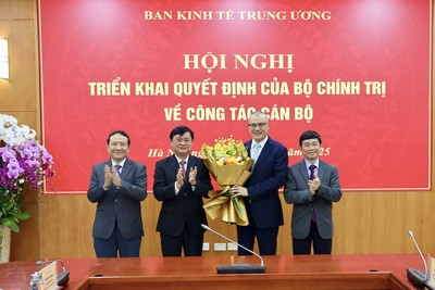 Bộ GTVT Đề Xuất Giảm 50% Phí Đường Bộ Để Hỗ Trợ Doanh Nghiệp
