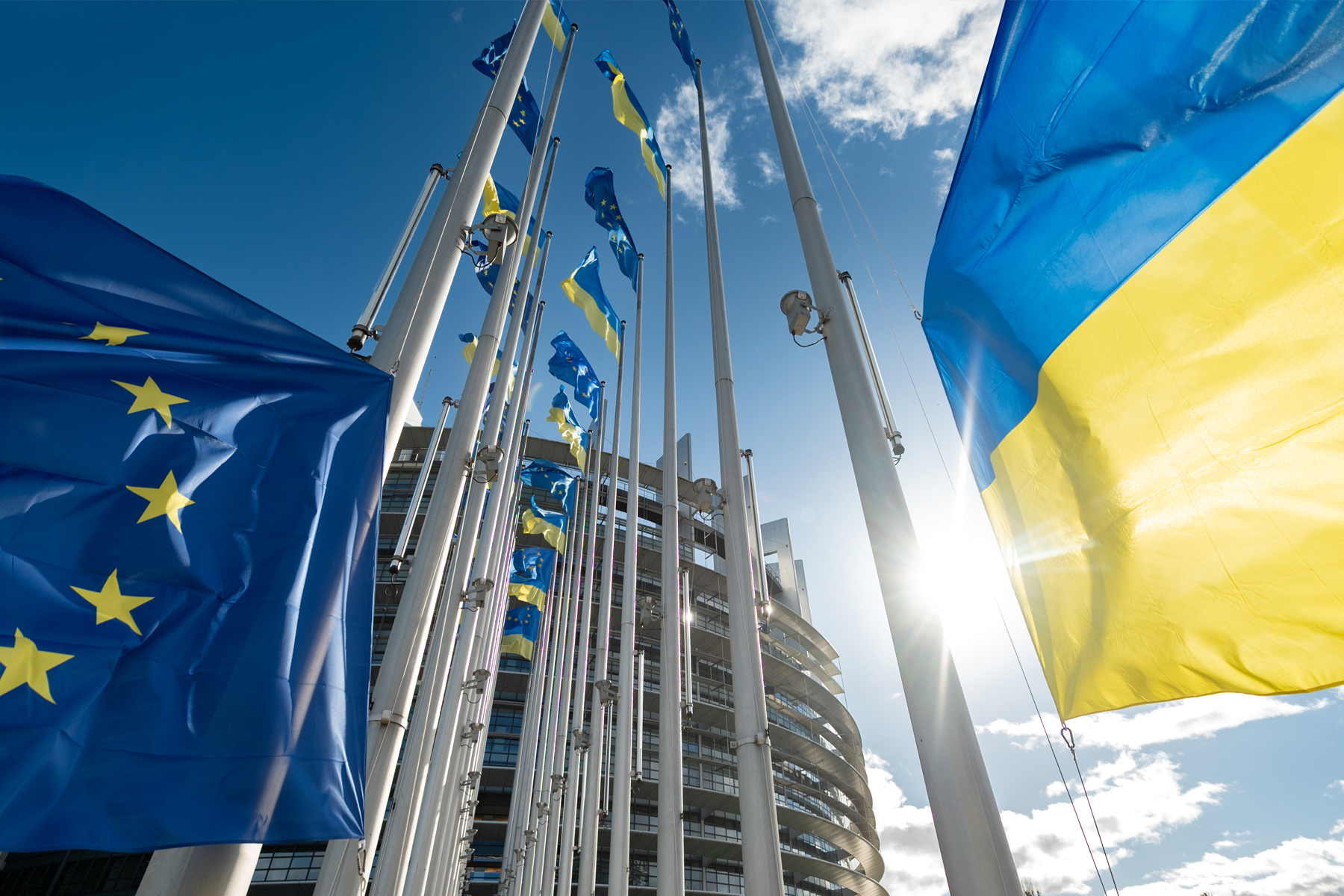 Chịu áp lực nội bộ, EU sắp có động thái khiến Ukraine hứng cú sốc kinh tế nghiêm trọng