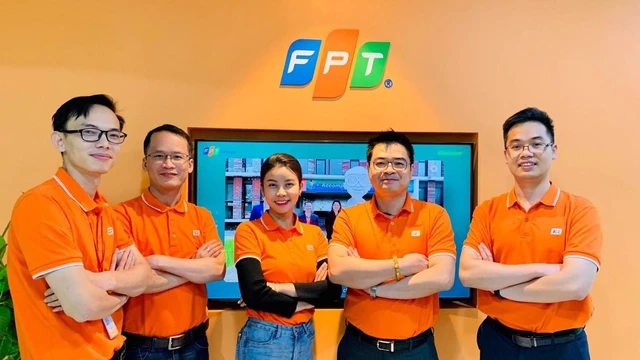FPT chốt ngày chia cổ tức tiền mặt, chuẩn bị phát hành thêm 222 triệu cổ phiếu
