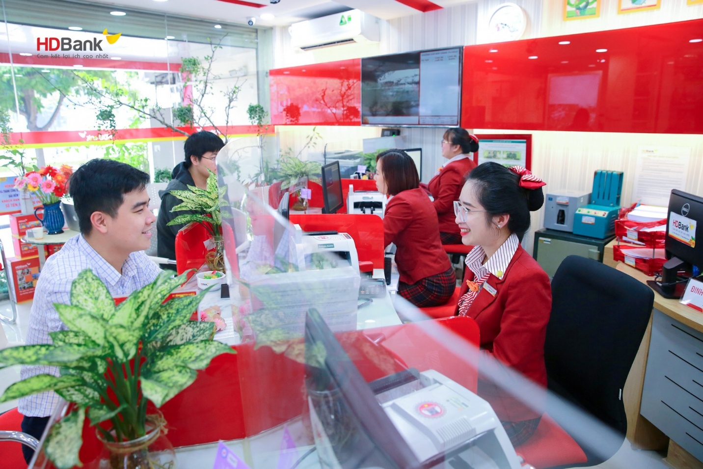 HDBank được dự báo tăng trưởng tín dụng hơn 30%, lợi nhuận vượt 20.000 tỷ trong năm 2025
