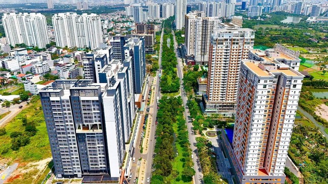 TPHCM lấy ý kiến mở lại dịch vụ lưu trú ngắn ngày trong chung cư sau 'lệnh' cấm