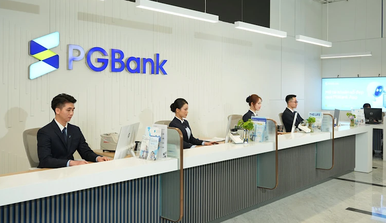 Một Phó Tổng giám đốc PGBank từ nhiệm từ ngày 15/6